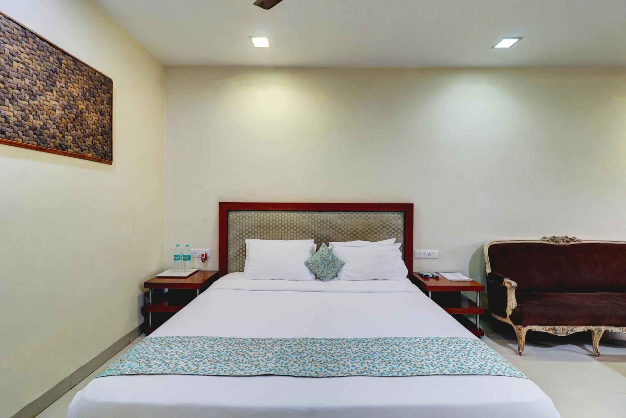Amazinn Villa Lonavala Exterior photo