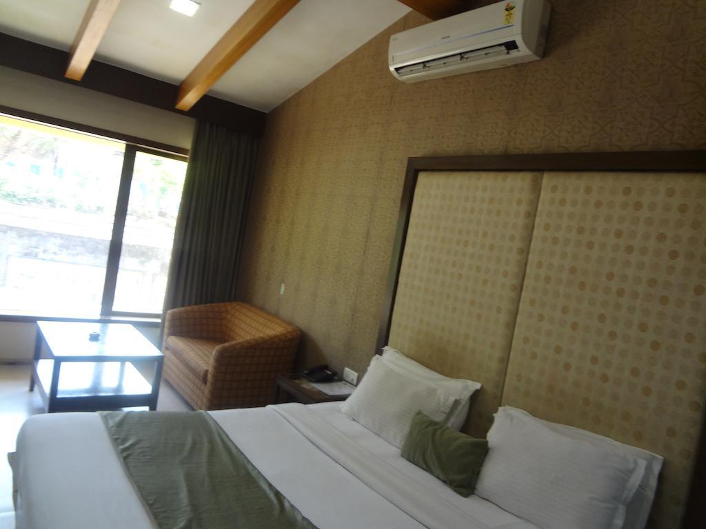 Amazinn Villa Lonavala Room photo